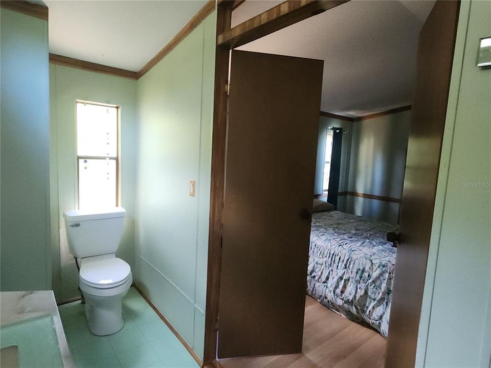 На продажу: $155,000 (2 спален, 2 ванн, 924 Квадратных фут)