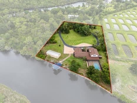 For Sale: $1,299,995 (4 beds, 2 baths, 3520 Square Feet)