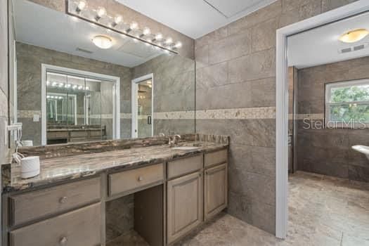 For Sale: $1,299,995 (4 beds, 2 baths, 3520 Square Feet)