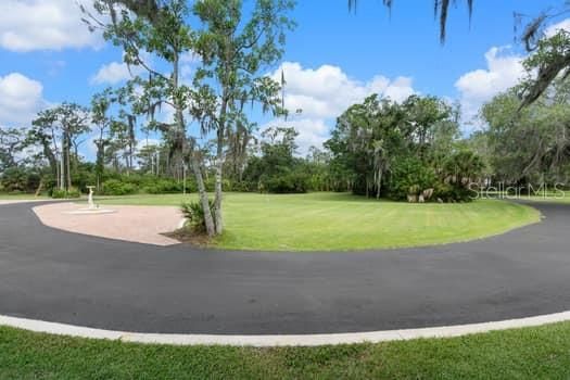 For Sale: $1,299,995 (4 beds, 2 baths, 3520 Square Feet)
