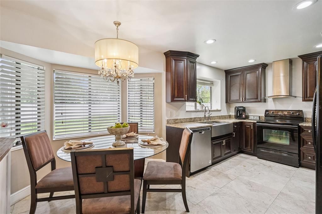 For Sale: $479,000 (4 beds, 3 baths, 2092 Square Feet)
