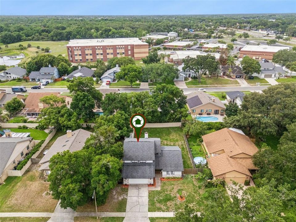For Sale: $479,000 (4 beds, 3 baths, 2092 Square Feet)
