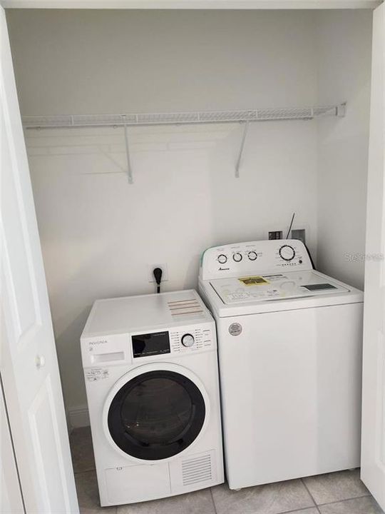 For Rent: $1,500 (3 beds, 2 baths, 1200 Square Feet)