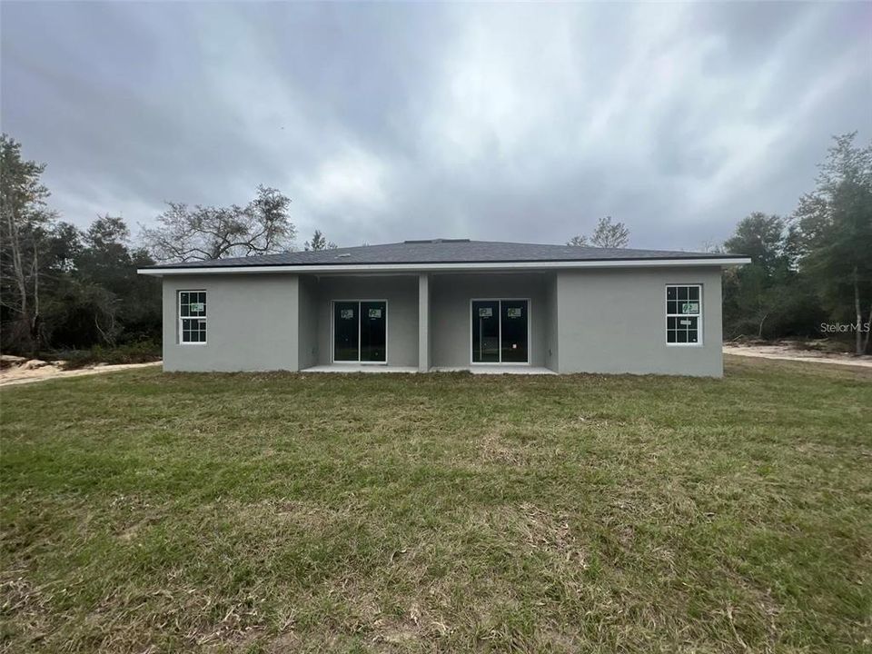 For Rent: $1,500 (3 beds, 2 baths, 1200 Square Feet)