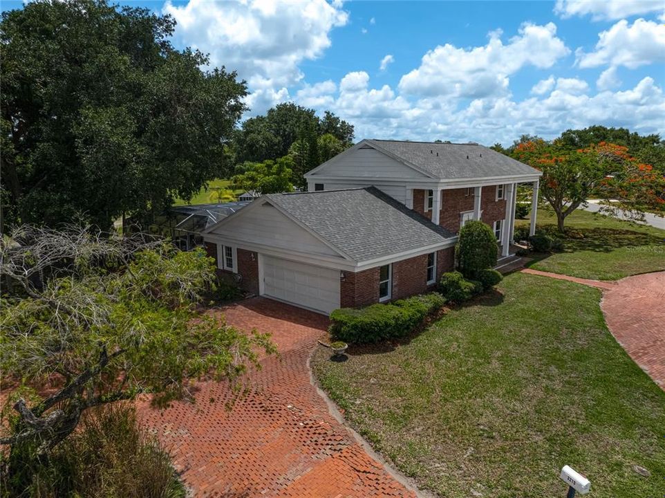 En Venta: $749,900 (5 camas, 3 baños, 3299 Pies cuadrados)