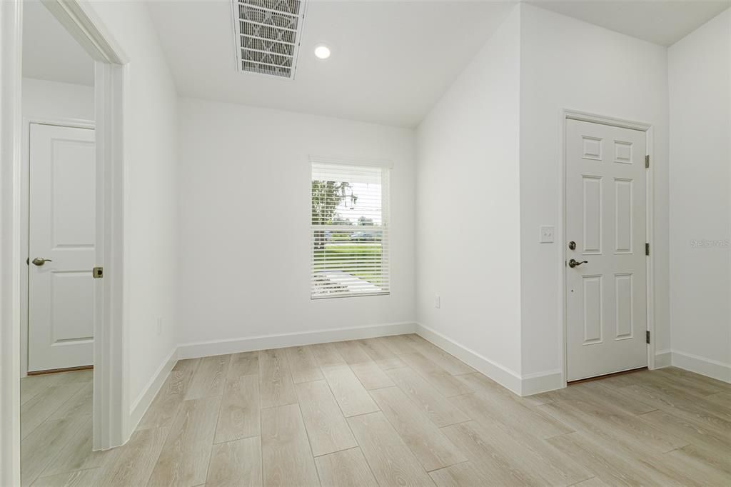 Active With Contract: $389,950 (4 beds, 2 baths, 1778 Square Feet)