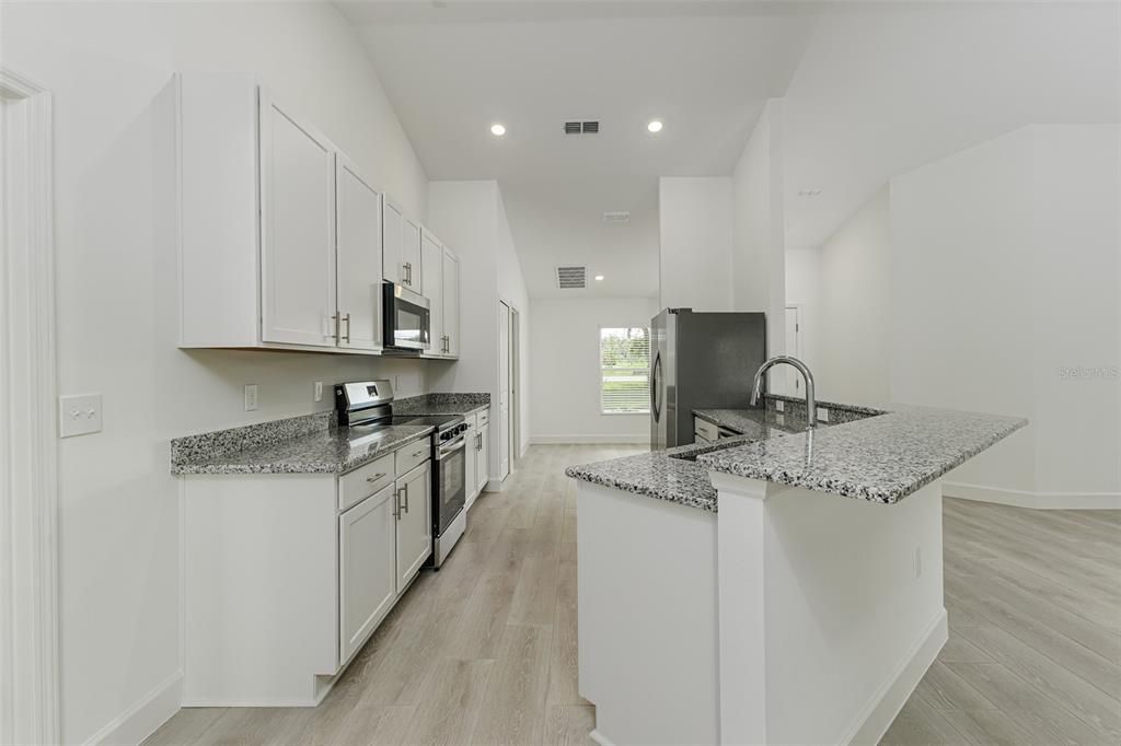 Active With Contract: $389,950 (4 beds, 2 baths, 1778 Square Feet)