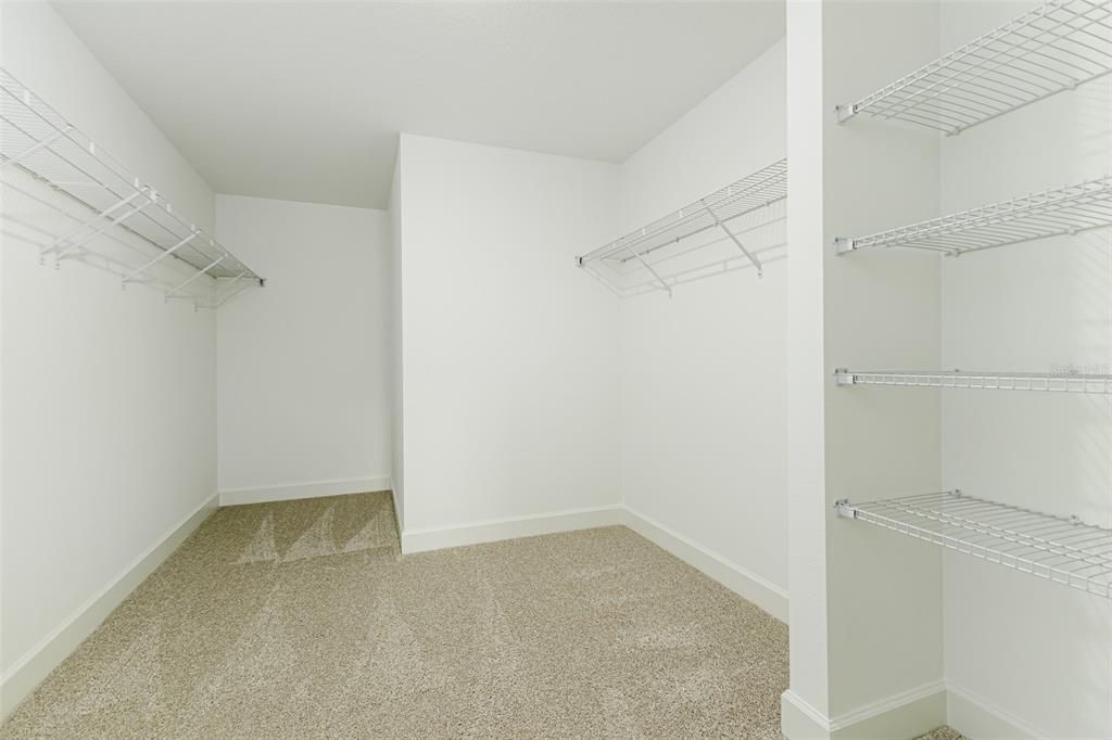 Active With Contract: $389,950 (4 beds, 2 baths, 1778 Square Feet)