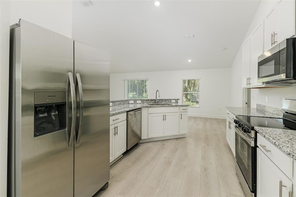 Active With Contract: $389,950 (4 beds, 2 baths, 1778 Square Feet)