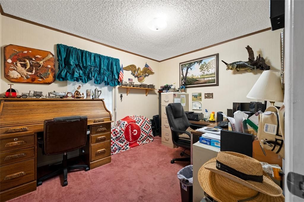 For Sale: $389,900 (3 beds, 2 baths, 1542 Square Feet)
