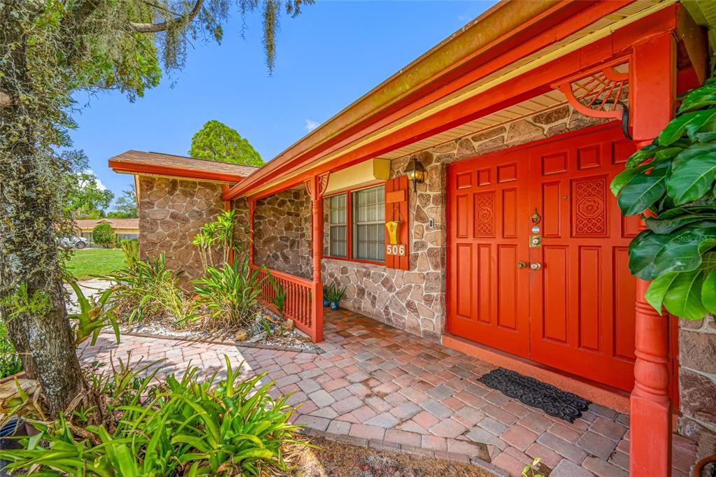 For Sale: $389,900 (3 beds, 2 baths, 1542 Square Feet)
