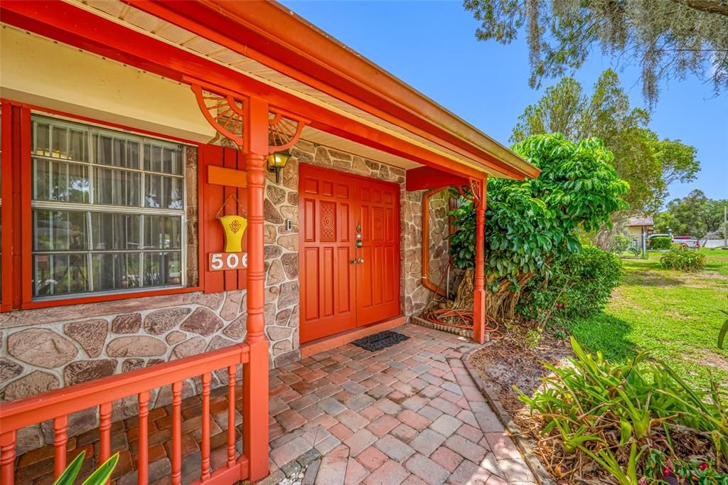 For Sale: $389,900 (3 beds, 2 baths, 1542 Square Feet)
