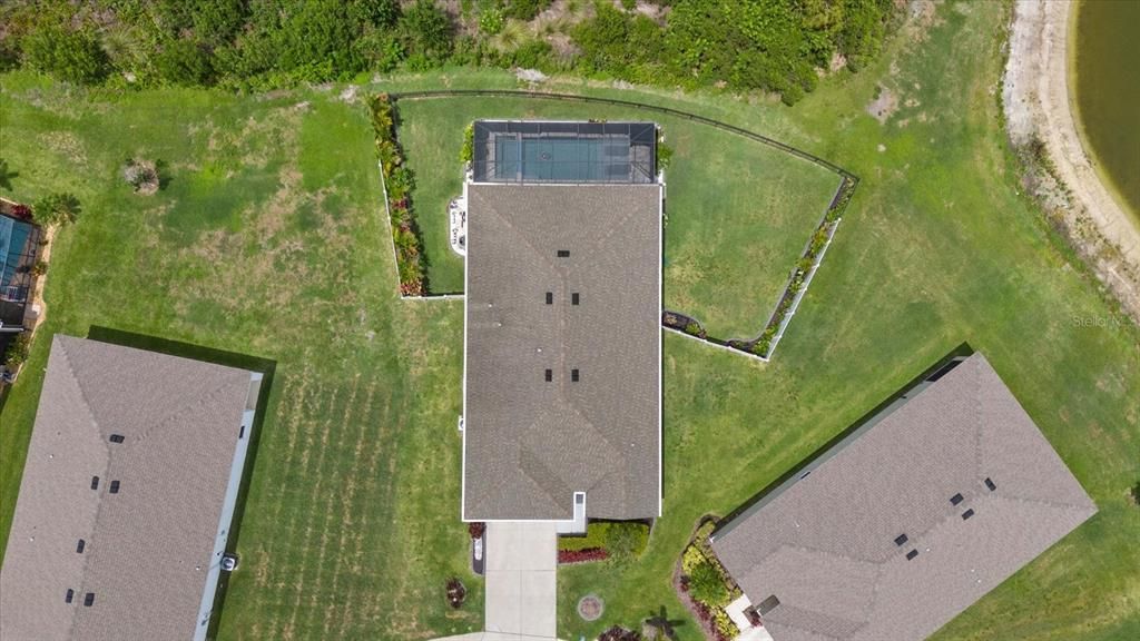 En Venta: $550,000 (4 camas, 2 baños, 2068 Pies cuadrados)