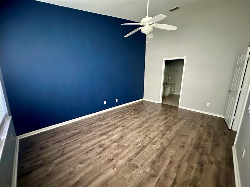 For Rent: $2,250 (3 beds, 2 baths, 1857 Square Feet)