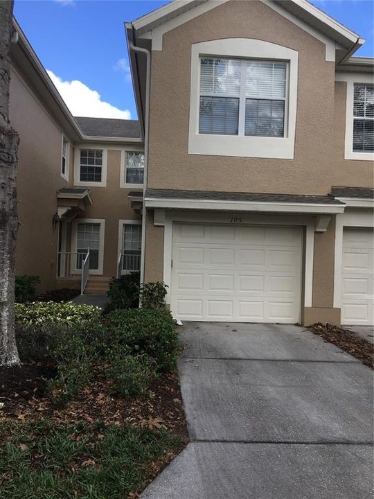 For Rent: $2,250 (3 beds, 2 baths, 1857 Square Feet)