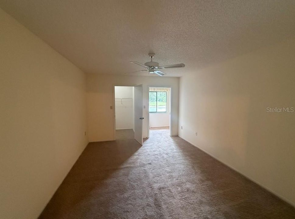 For Sale: $304,900 (2 beds, 2 baths, 1482 Square Feet)