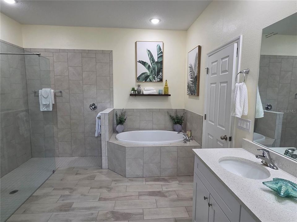 For Sale: $649,000 (4 beds, 2 baths, 2200 Square Feet)