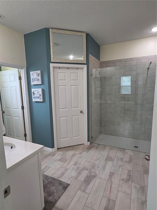 For Sale: $649,000 (4 beds, 2 baths, 2200 Square Feet)