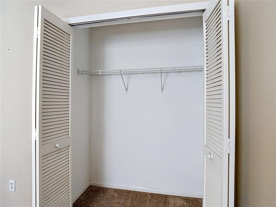 Active With Contract: $328,900 (3 beds, 2 baths, 1622 Square Feet)