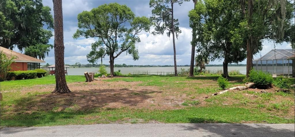 На продажу: $120,000 (0.46 acres)