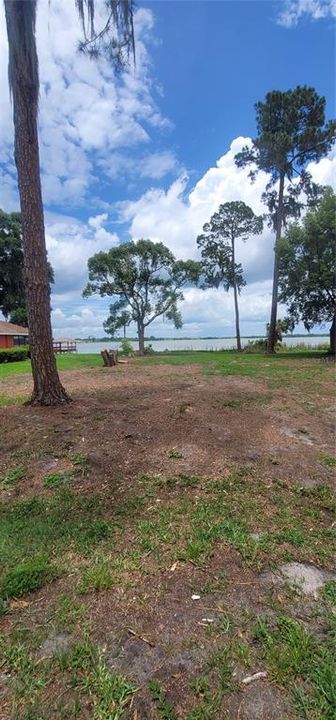На продажу: $120,000 (0.46 acres)