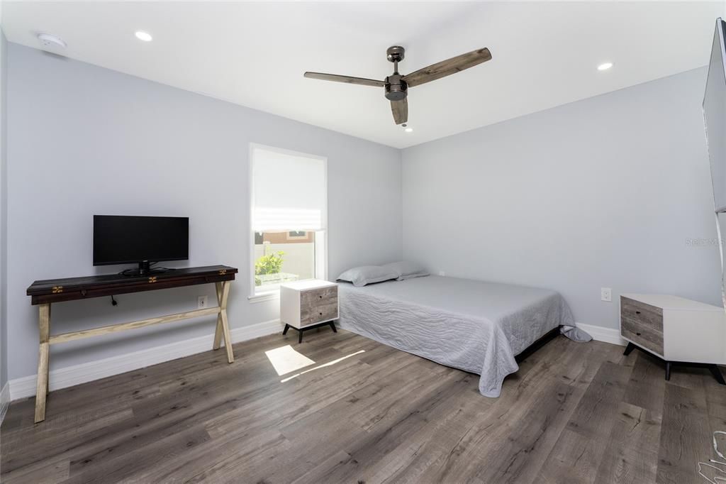 For Sale: $665,000 (3 beds, 2 baths, 1629 Square Feet)