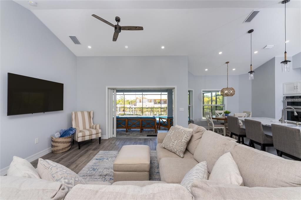 For Sale: $665,000 (3 beds, 2 baths, 1629 Square Feet)