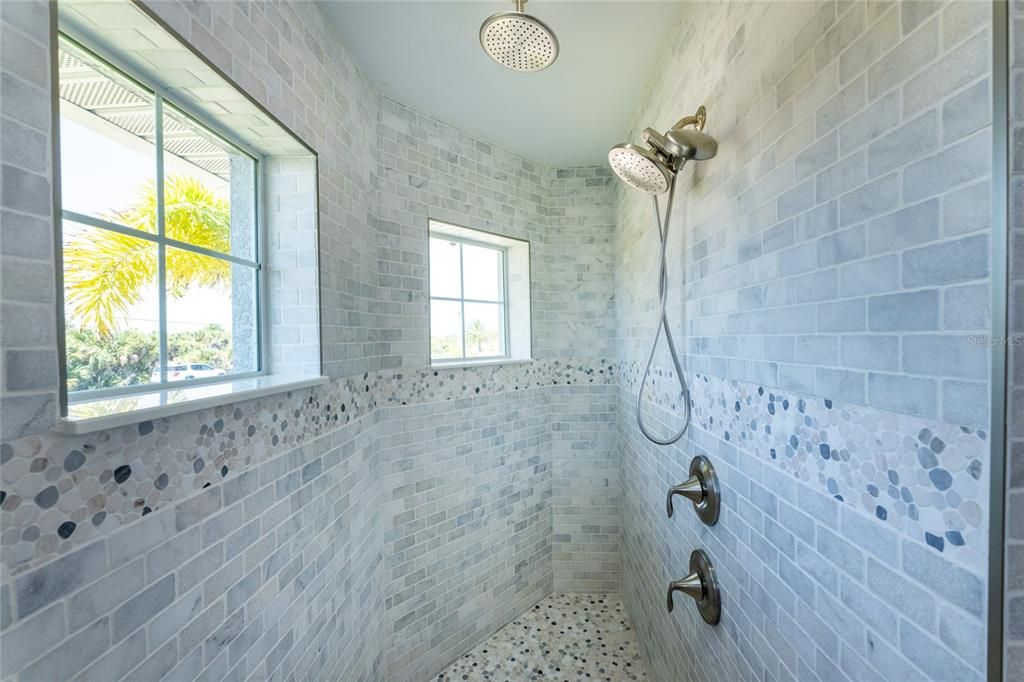 For Sale: $665,000 (3 beds, 2 baths, 1629 Square Feet)