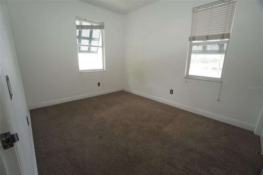 For Rent: $4,200 (3 beds, 2 baths, 1113 Square Feet)