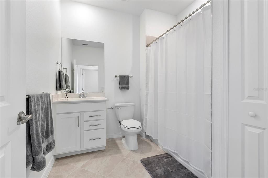 For Rent: $6,500 (3 beds, 2 baths, 2110 Square Feet)