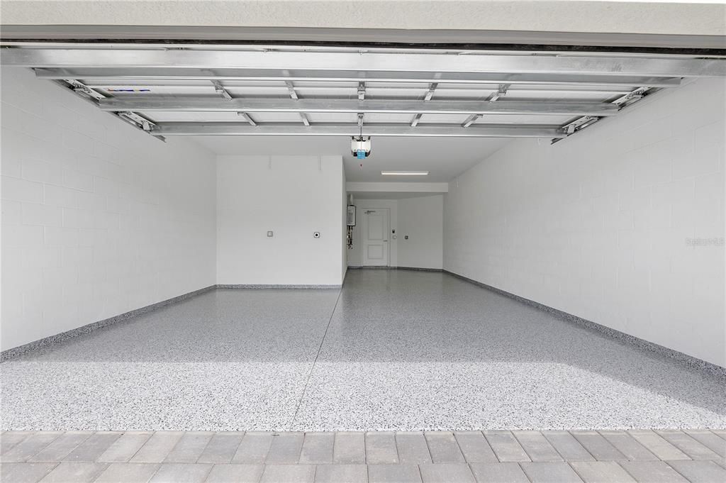 For Rent: $6,500 (3 beds, 2 baths, 2110 Square Feet)
