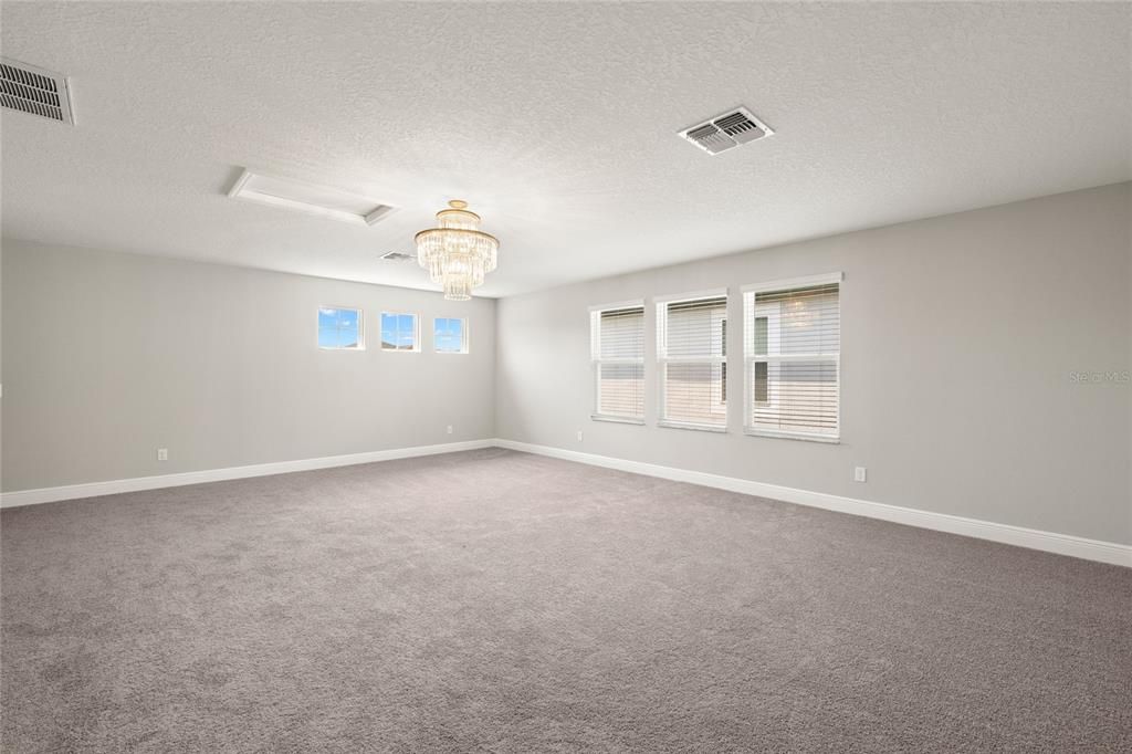 For Rent: $3,500 (4 beds, 3 baths, 3036 Square Feet)
