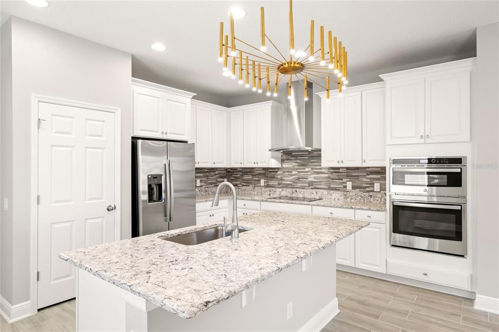 For Rent: $3,500 (4 beds, 3 baths, 3036 Square Feet)