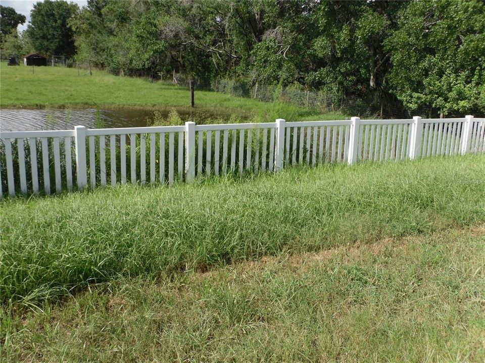 For Rent: $2,300 (3 beds, 2 baths, 2014 Square Feet)
