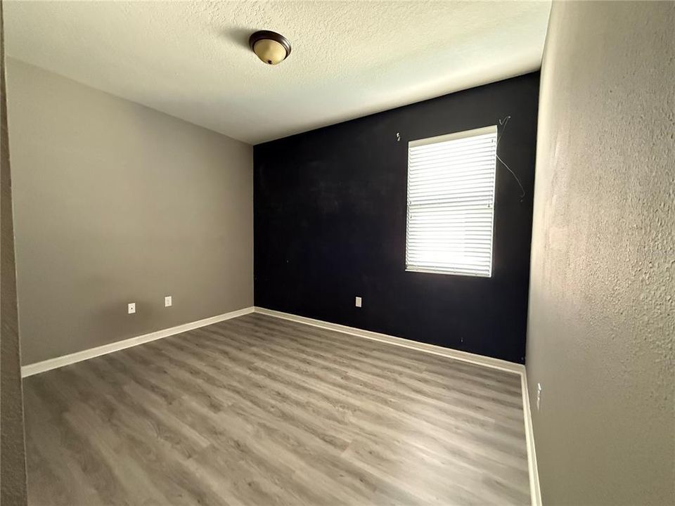 For Rent: $2,300 (3 beds, 2 baths, 2014 Square Feet)
