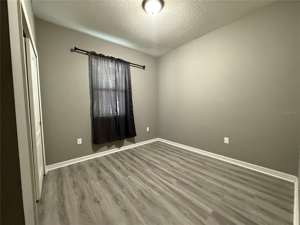 For Rent: $2,300 (3 beds, 2 baths, 2014 Square Feet)
