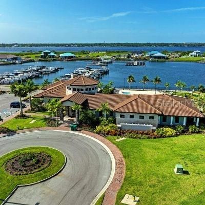 For Rent: $9,000 (3 beds, 3 baths, 3008 Square Feet)
