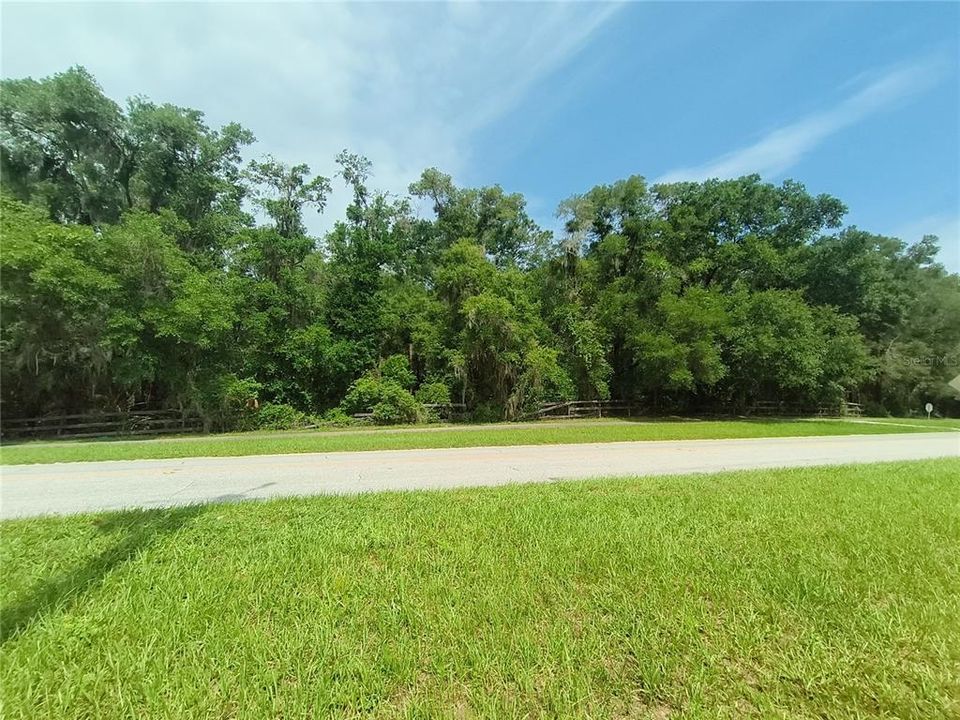 На продажу: $270,000 (5.00 acres)