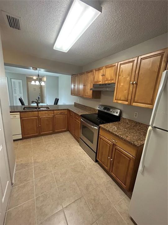 En Venta: $188,000 (2 camas, 2 baños, 1126 Pies cuadrados)