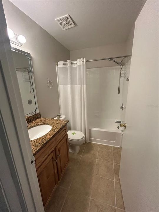 En Venta: $188,000 (2 camas, 2 baños, 1126 Pies cuadrados)