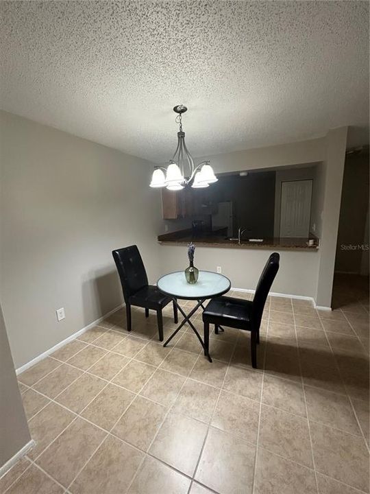 En Venta: $188,000 (2 camas, 2 baños, 1126 Pies cuadrados)