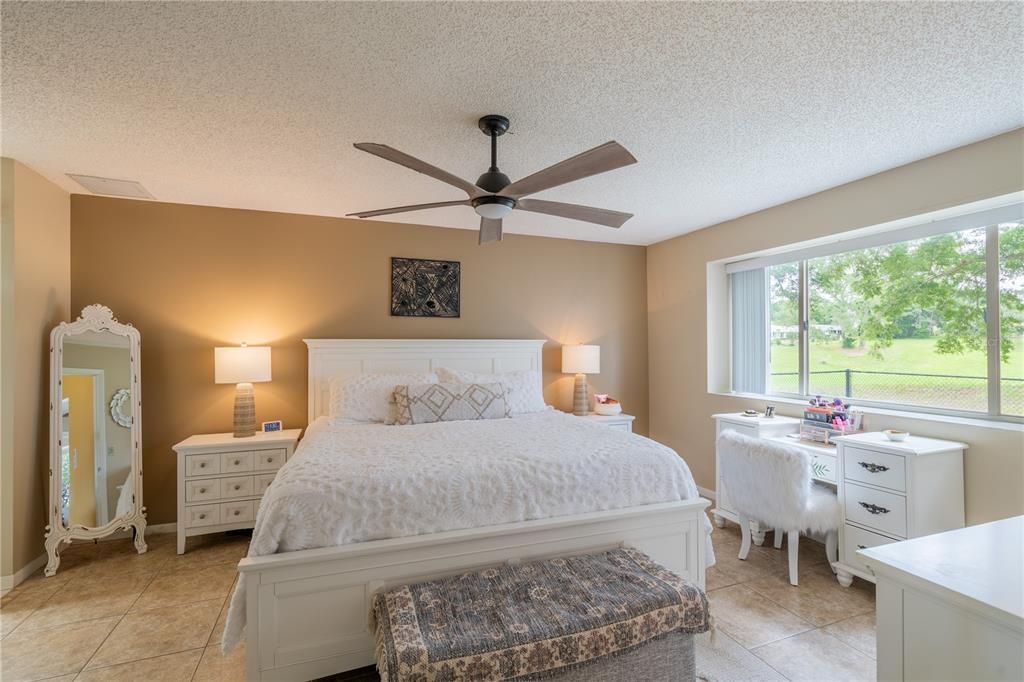 For Sale: $245,000 (3 beds, 2 baths, 1532 Square Feet)