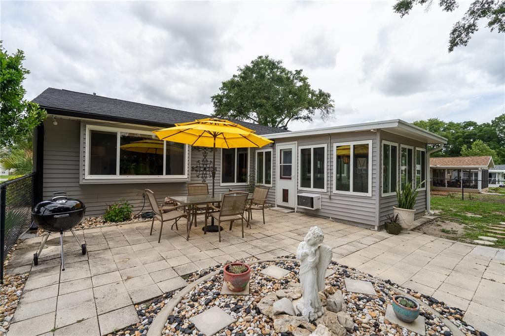 For Sale: $245,000 (3 beds, 2 baths, 1532 Square Feet)