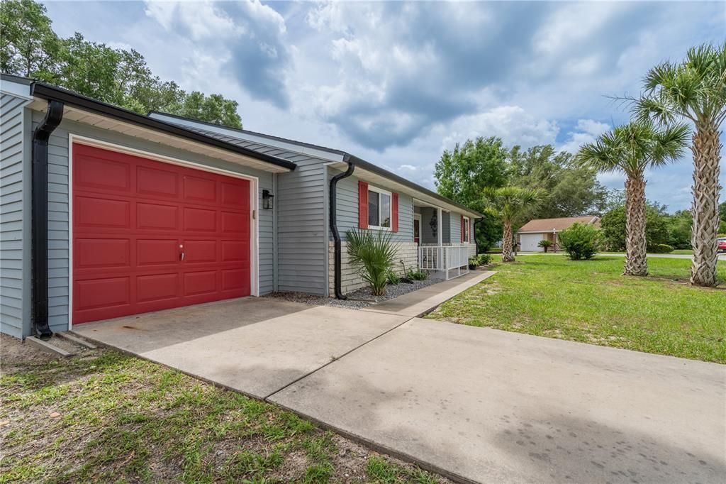 For Sale: $245,000 (3 beds, 2 baths, 1532 Square Feet)