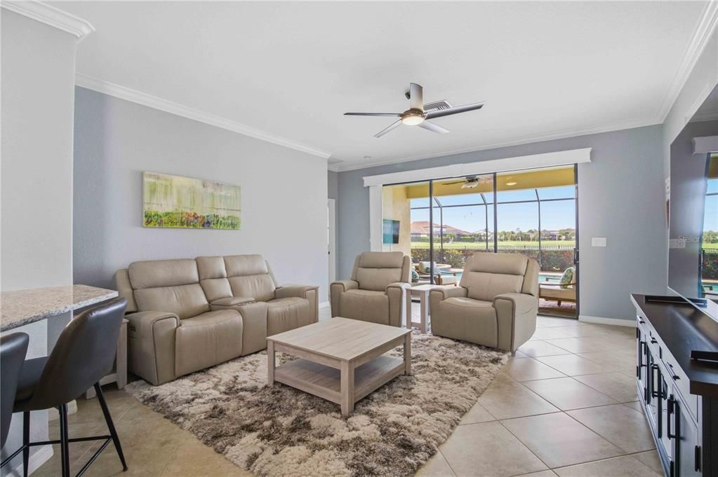 For Sale: $750,000 (4 beds, 3 baths, 2267 Square Feet)