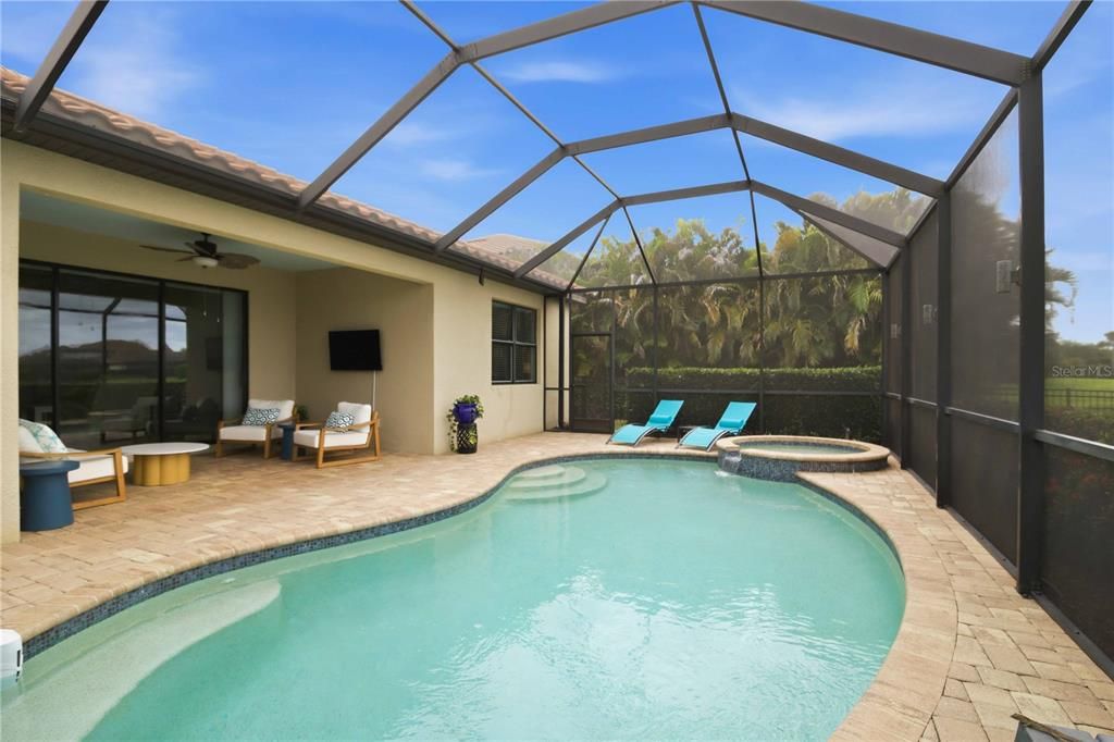 For Sale: $750,000 (4 beds, 3 baths, 2267 Square Feet)