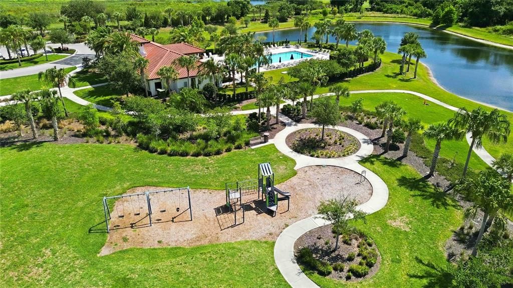 For Sale: $750,000 (4 beds, 3 baths, 2267 Square Feet)
