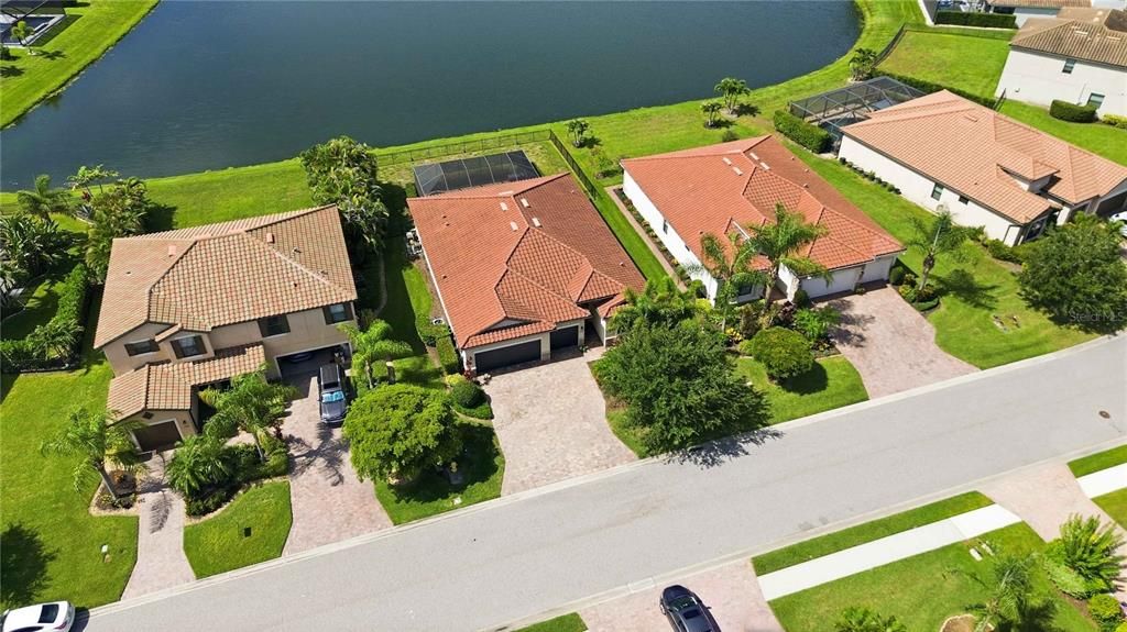 For Sale: $750,000 (4 beds, 3 baths, 2267 Square Feet)