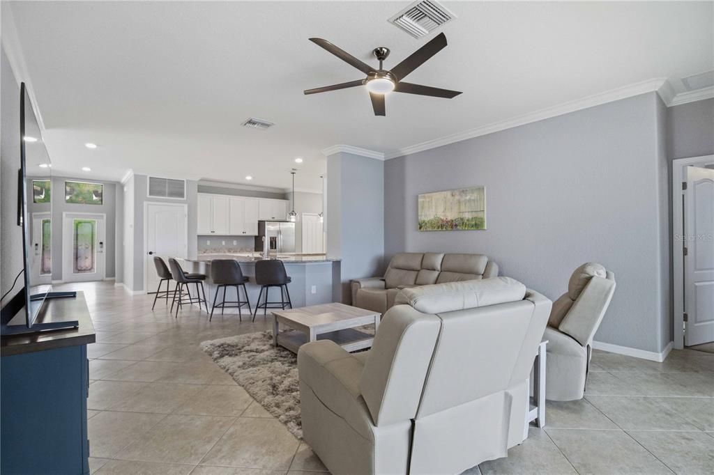 For Sale: $750,000 (4 beds, 3 baths, 2267 Square Feet)