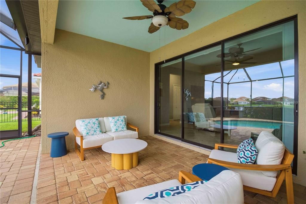For Sale: $750,000 (4 beds, 3 baths, 2267 Square Feet)